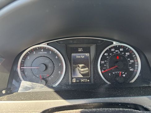 Used 2017 Toyota Camry XSE FWD image 5