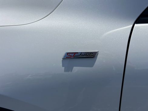 New 2025 Ford Escape ST-Line w/ Tech Pack #1 image 9