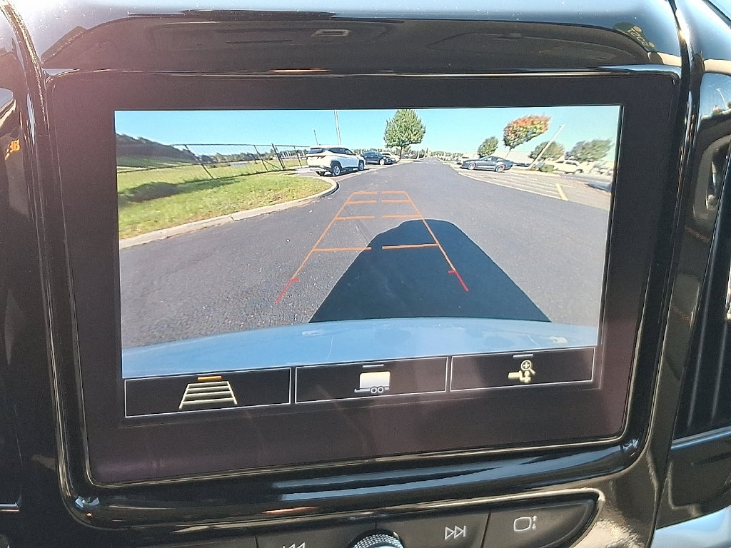 Certified 2021 Chevrolet Traverse LT FWD image 18