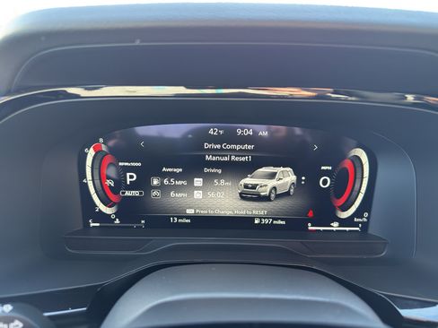 New 2026 Nissan Pathfinder Platinum AWD/4WD image 17