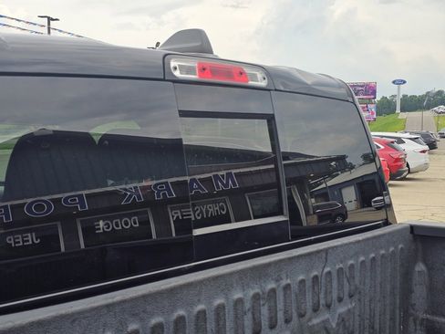 Used 2021 RAM 1500 Big Horn image 14