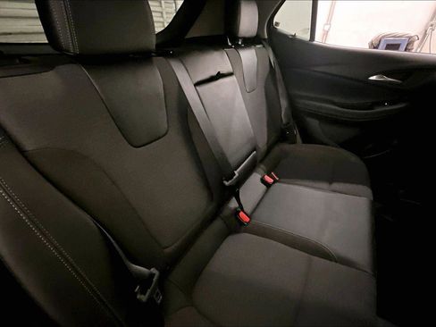 Used 2021 Buick Encore GX Select image 26