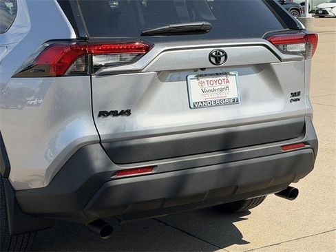 New 2025 Toyota RAV4 XLE image 6