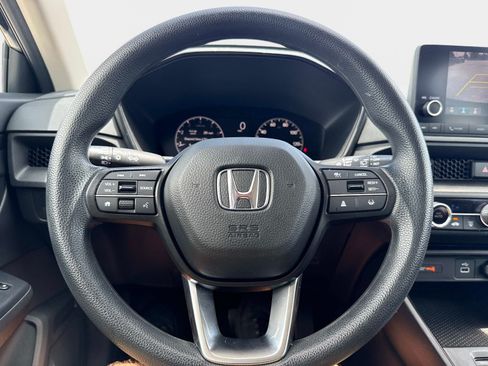 Used 2024 Honda CR-V LX image 25