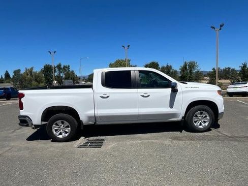 Used 2025 Chevrolet Silverado 1500 LT RWD image 8