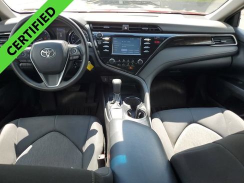 Used 2019 Toyota Camry LE FWD image 22