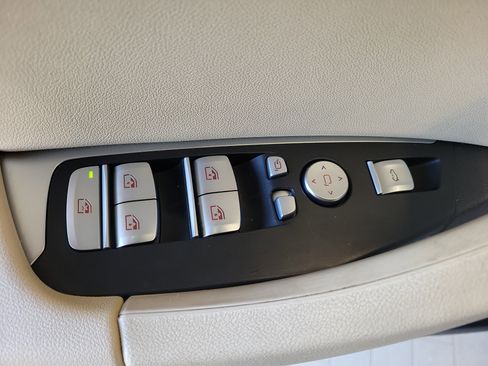 Used 2021 BMW X3 xDrive30i w/ Convenience Package image 20