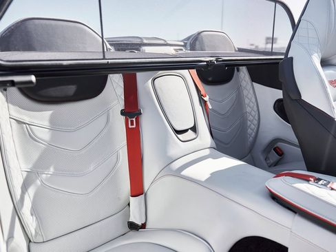 Used 2023 Aston Martin DBS Volante image 48