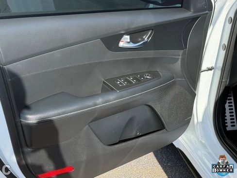 Used 2024 Kia Forte GT-Line w/ GT-Line Premium Package image 15