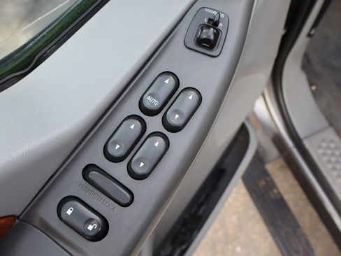 Used 2003 Ford F350 Lariat image 27