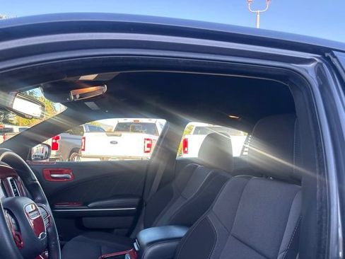 Used 2022 Dodge Charger SXT AWD/4WD image 12
