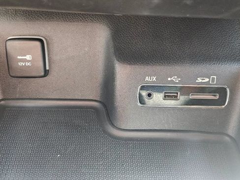 Used 2017 Dodge Durango SXT w/ 3rd Row Seating Group RWD image 37