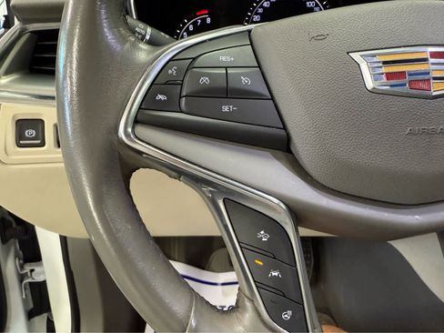 Used 2019 Cadillac XT5 Luxury image 13