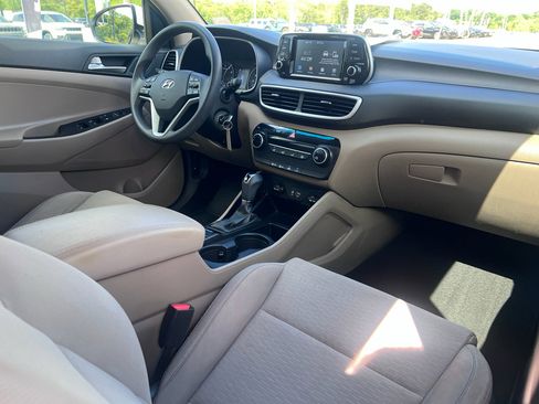 Used 2019 Hyundai Tucson SE image 13