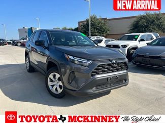 Used 2025 Toyota RAV4 LE FWD video 1