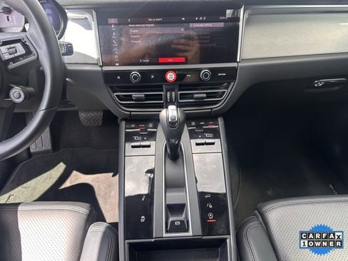 Used 2023 Porsche Macan S w/ Premium Package image 16