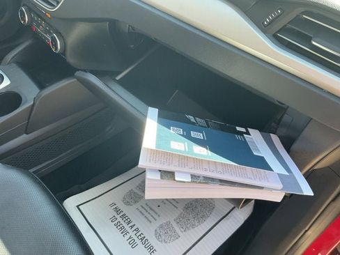 Certified 2022 Ford Escape SEL image 28