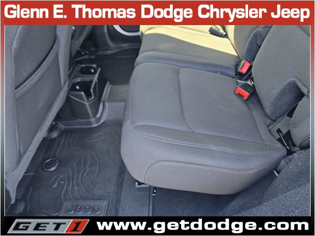 Certified 2022 Jeep Wrangler Unlimited Sport AWD/4WD image 24