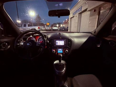 Used 2013 Nissan Juke SV AWD/4WD image 9