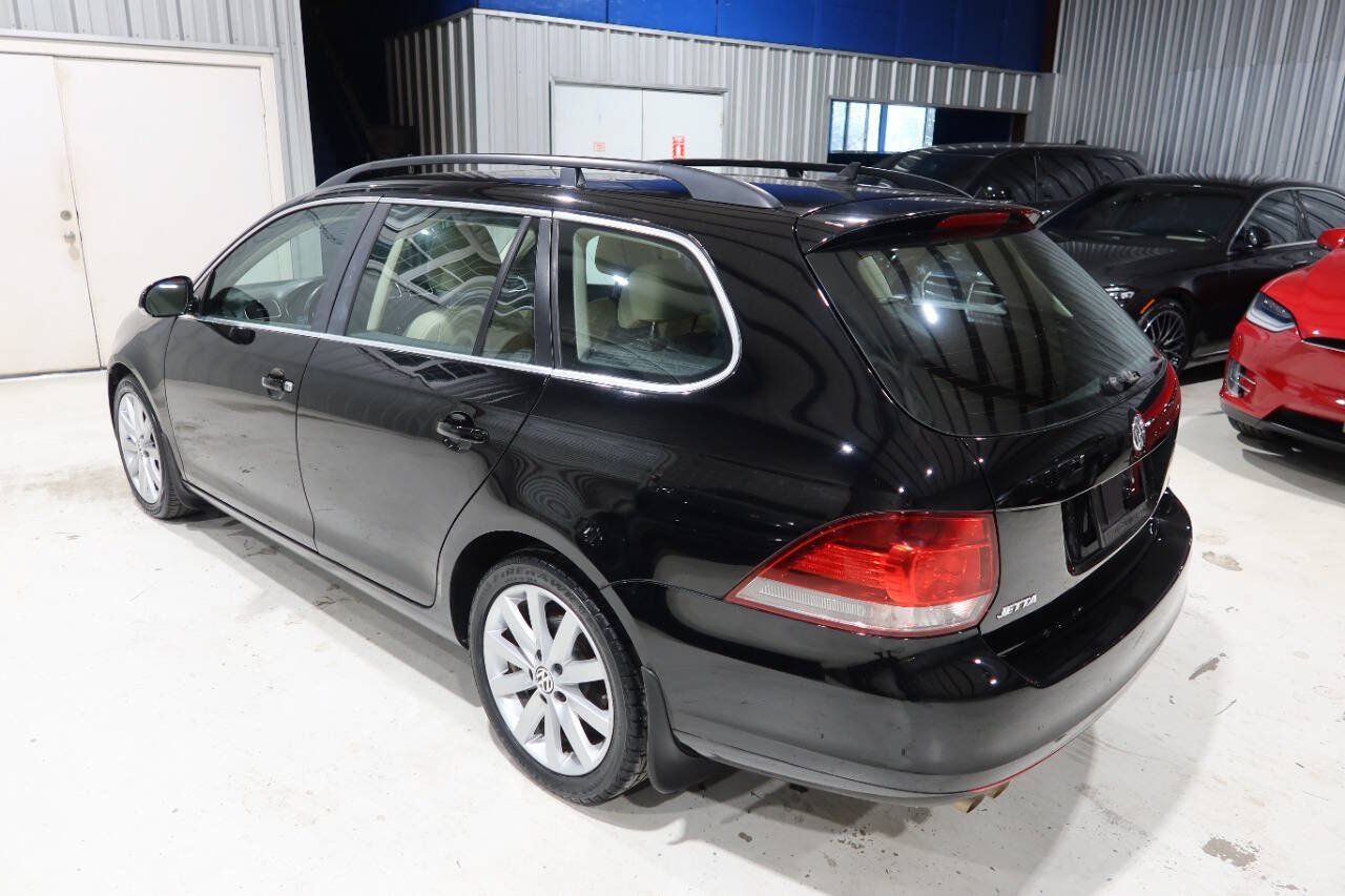Used 2014 Volkswagen Jetta TDI FWD image 3