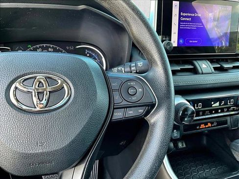 Used 2023 Toyota RAV4 XLE image 19