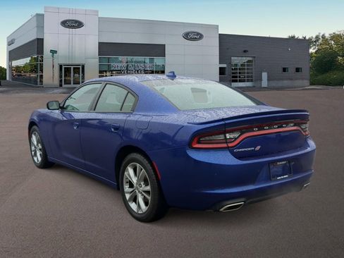 Used 2020 Dodge Charger SXT w/ Cold Weather Package image 8