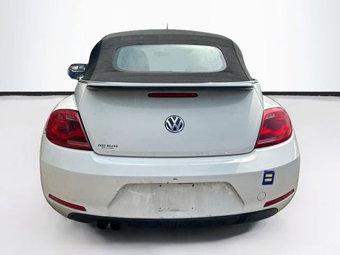 Used 2013 Volkswagen Beetle 2.5 FWD image 6