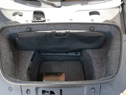 Used 2011 Audi R8 V10 image 22