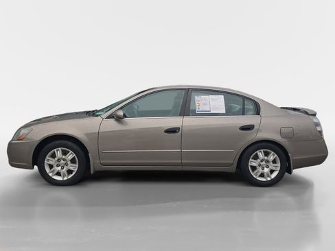 Used 2005 Nissan Altima 2.5 S FWD image 5