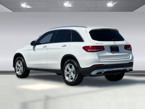 Certified 2018 Mercedes-Benz GLC 300 4MATIC image 3