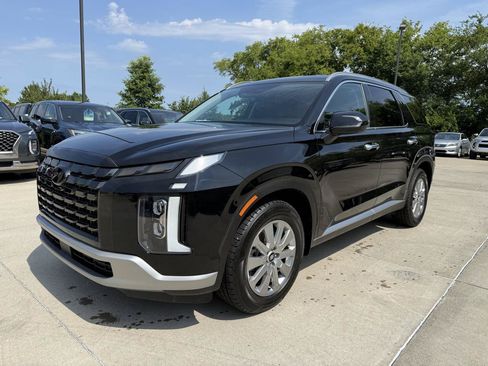 Used 2023 Hyundai Palisade SEL FWD image 1