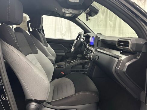 Used 2025 Toyota 4Runner TRD Off-Road image 59