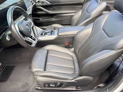 Certified 2025 BMW 430i Convertible RWD image 5