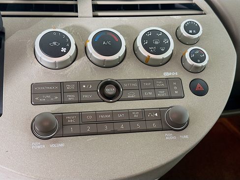 Used 2004 Nissan Quest SL w/ (HTD) 3.5 SL Upgrade Pkg image 21