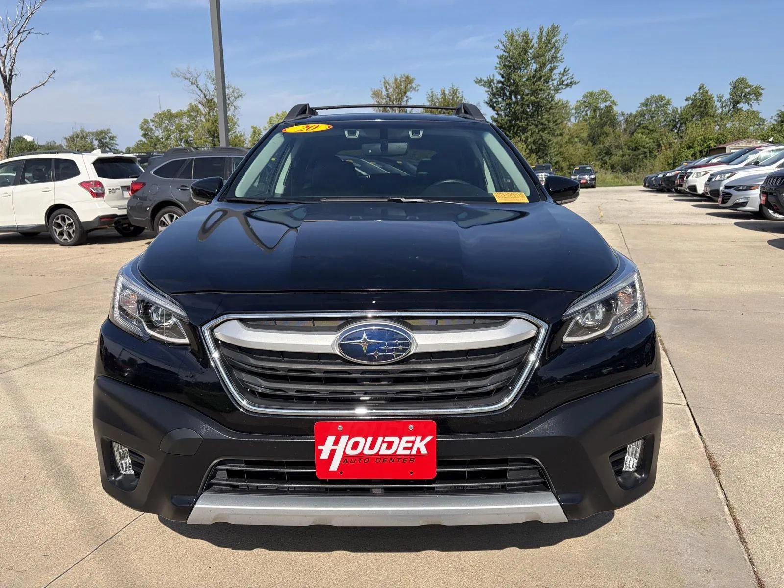 Used 2020 Subaru Outback Limited w/ Popular Package #2 AWD/4WD image 2