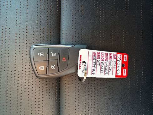 Used 2025 Buick Enclave Sport Touring image 33