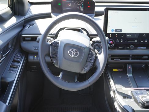 Used 2026 Toyota bZ FWD image 15
