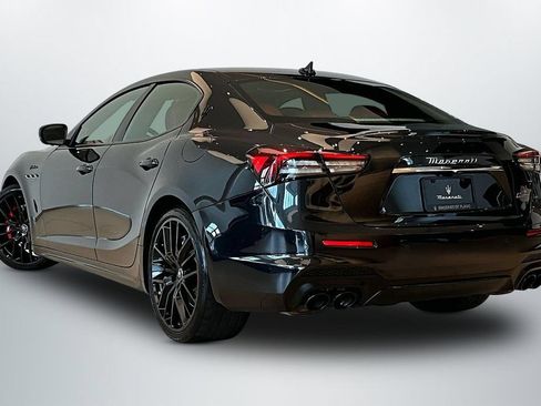 Used 2023 Maserati Ghibli Modena RWD image 5
