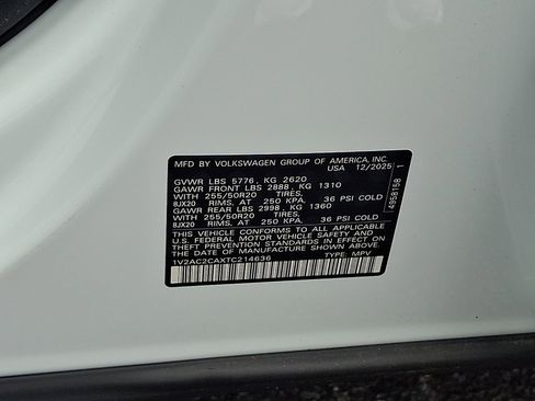 New 2026 Volkswagen Atlas Cross Sport SEL R-Line AWD/4WD image 18