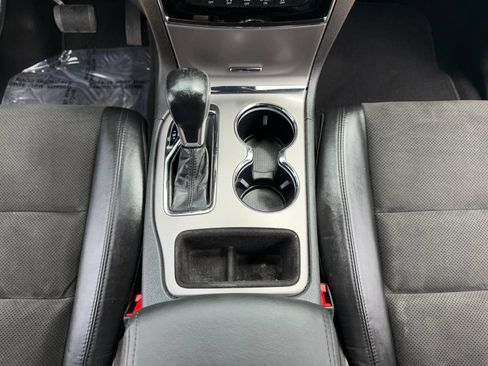 Used 2020 Jeep Grand Cherokee Altitude RWD image 17