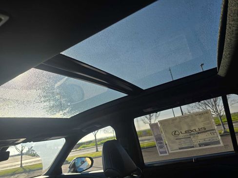 New 2026 Lexus TX 500h AWD image 21