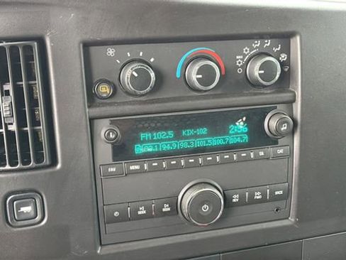 Used 2024 GMC Savana 2500 w/ Driver Convenience Package RWD image 27