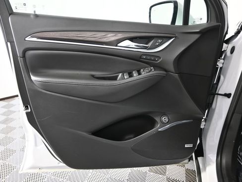 Used 2023 Buick Enclave Avenir w/ LPO, Floor Liner Package AWD/4WD image 19