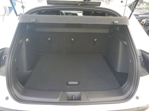 New 2026 Chevrolet Trax RS image 9