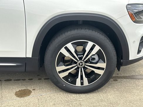 New 2026 Mercedes-Benz GLB 250 image 13