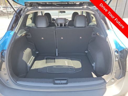 Used 2025 Nissan Kicks SR FWD image 27