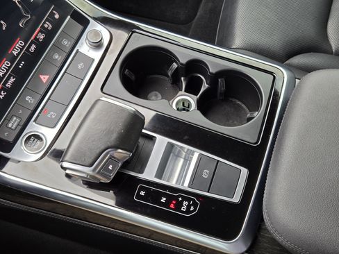 Used 2021 Audi Q7 3.0T Premium Plus image 20