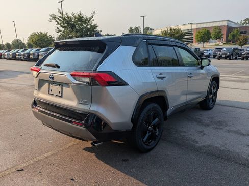 Used 2020 Toyota RAV4 XSE w/ XSE Grade Weather Package AWD/4WD image 4