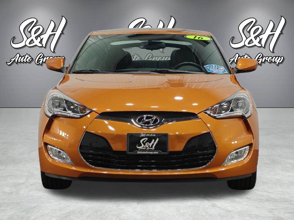Used 2016 Hyundai Veloster w/ Option Group 02 FWD image 13