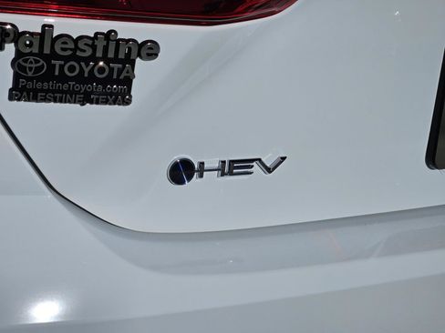 New 2026 Toyota Camry SE image 7